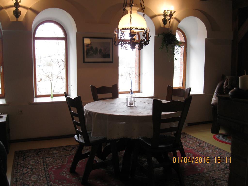 Pie Veca Kaleja Hotel Daugavpils Esterno foto